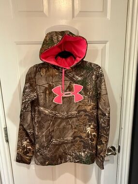New without tags Under Armour Brown Camo Hoodie with Neon Pink Logo